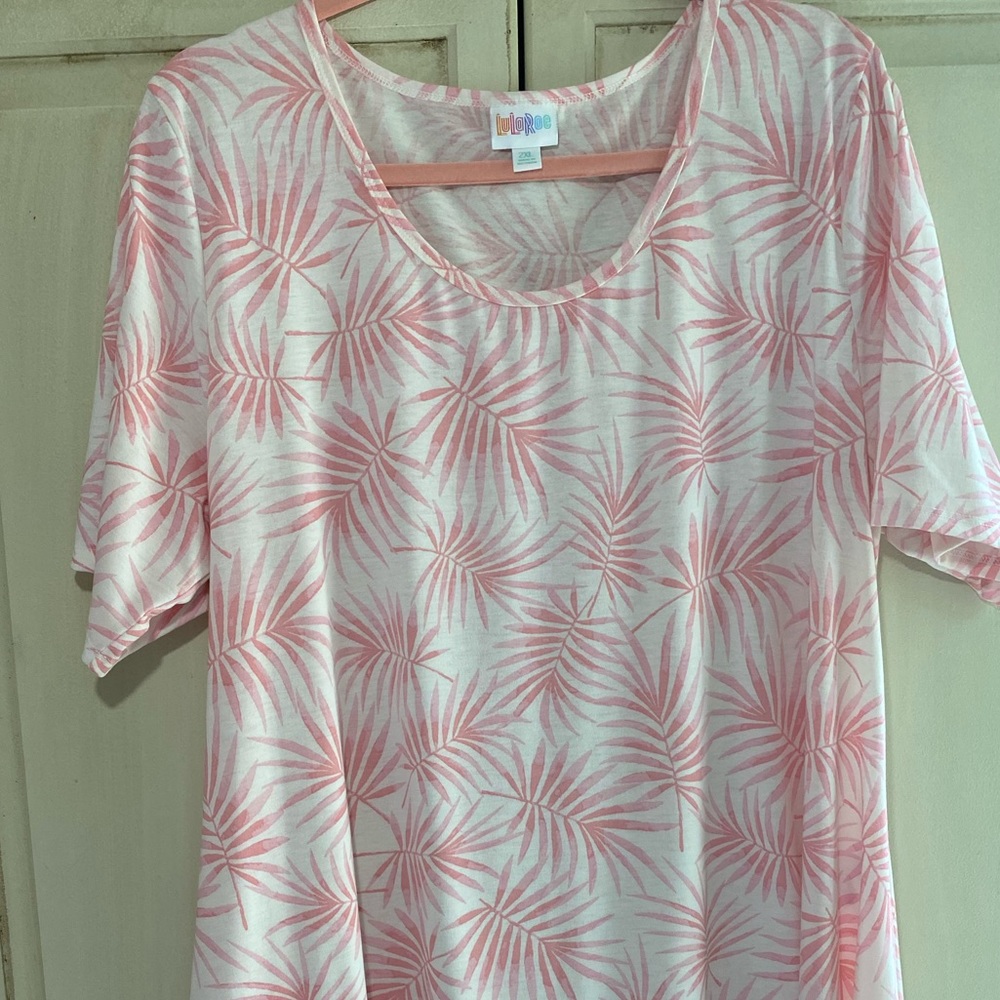 Lularoe Perfect T